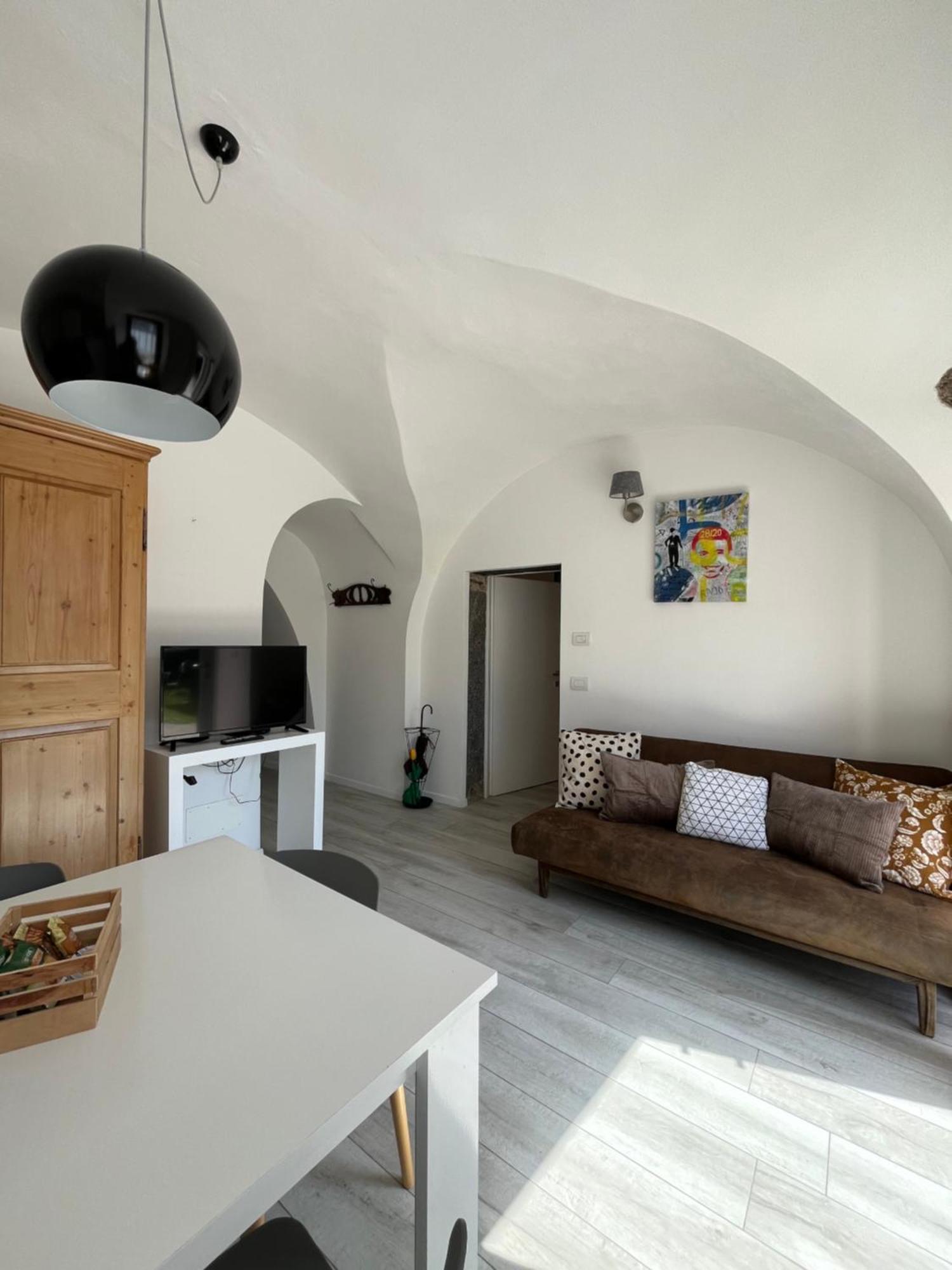 Casa Nina Apartment Mezzolago Exterior photo